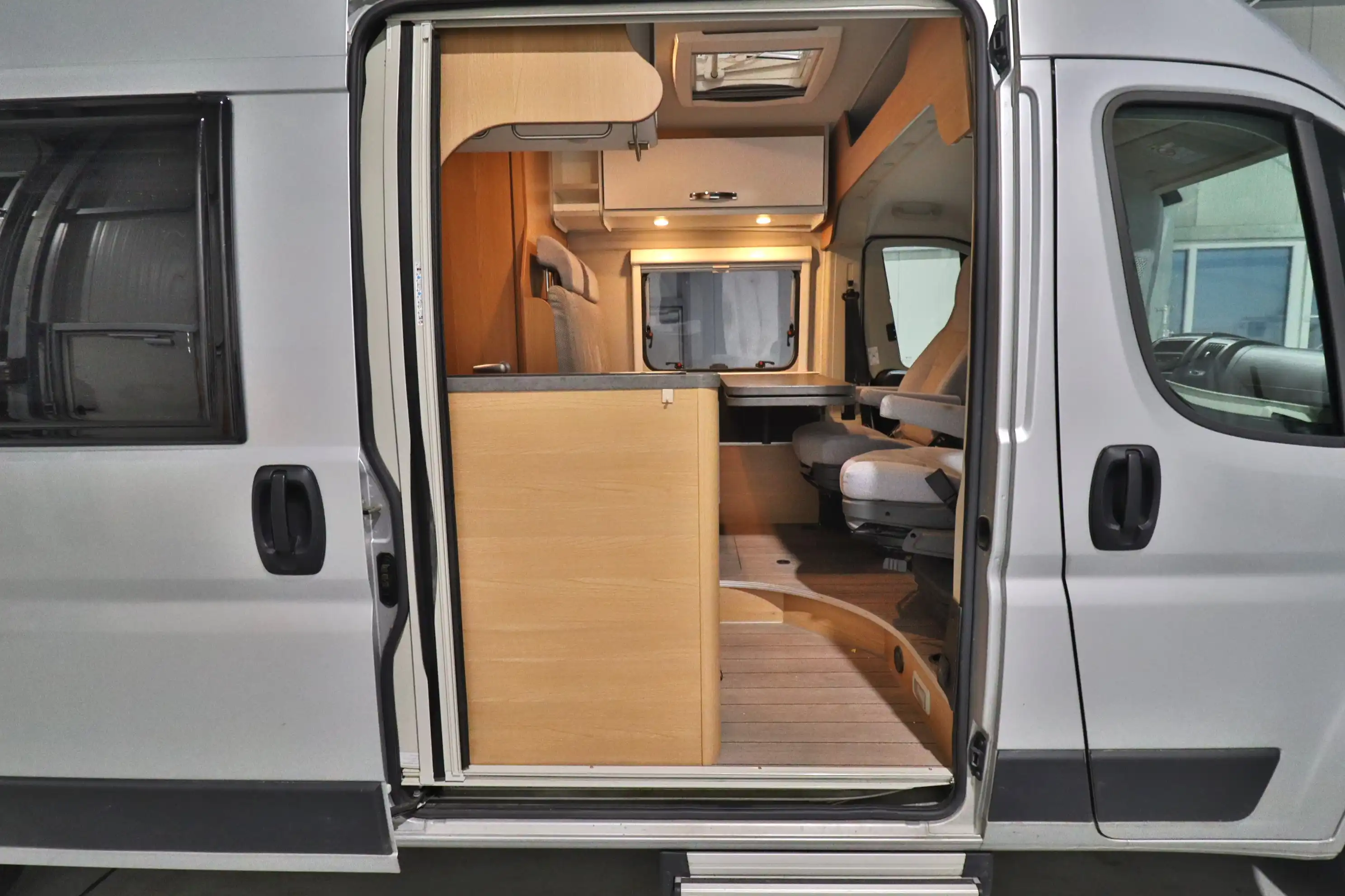 WEINSBERG Cara Bus 600 K